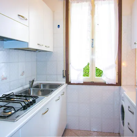 Rossella Apartment *